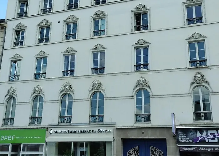Studio Pont De Sevres Bien Situe