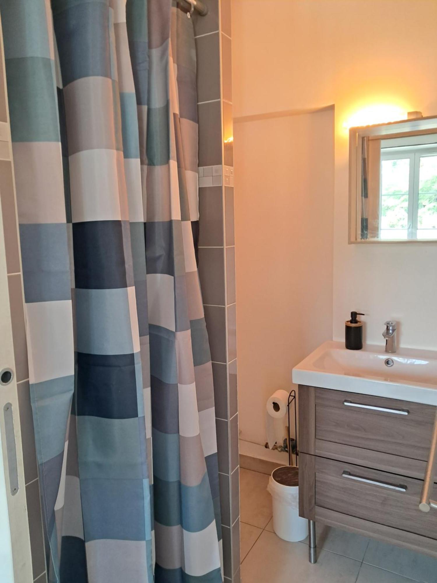 Appartement Pont De Bien Situe